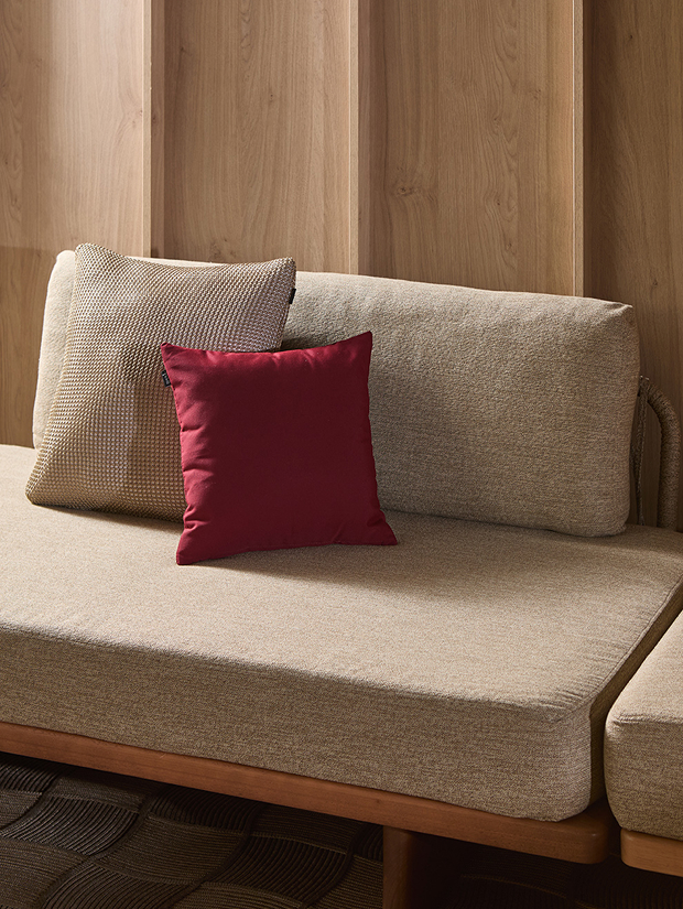 Sahara sofa 86.5″